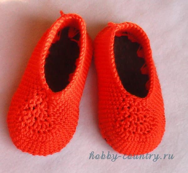 Яркие пинетки для малыша