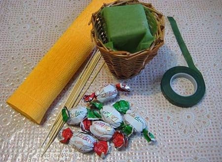 Букет из конфет «Тюльпаны»