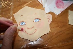 делаем лицо кукле