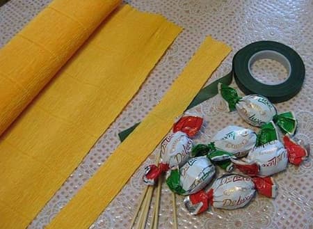 Букет из конфет «Тюльпаны»